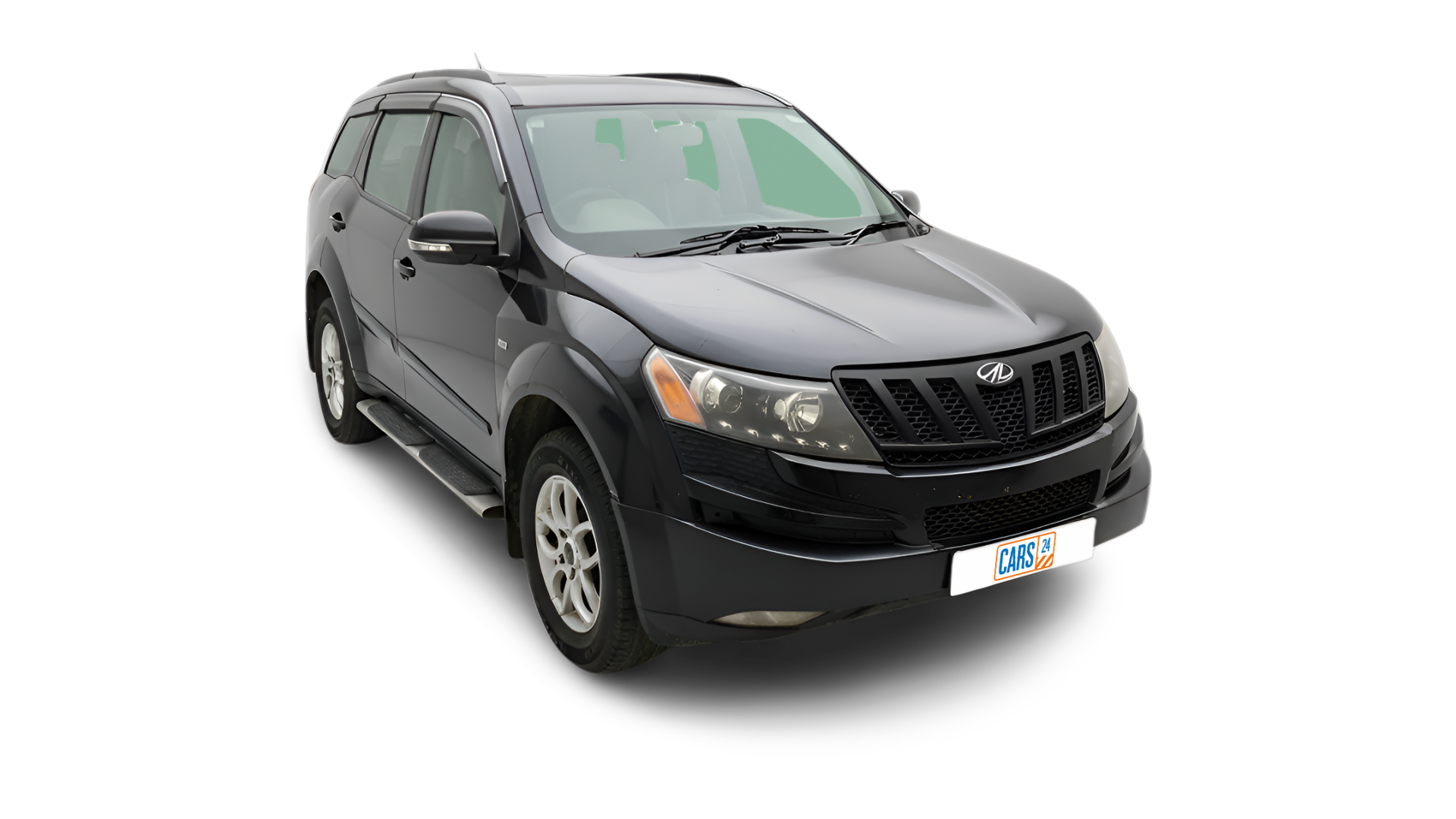 Mahindra XUV500-img